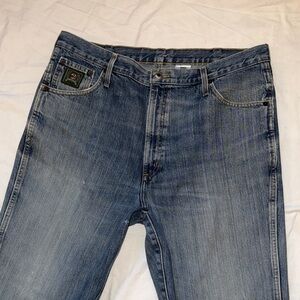 Cinch green label distressed Men's Straight Blue Jeans